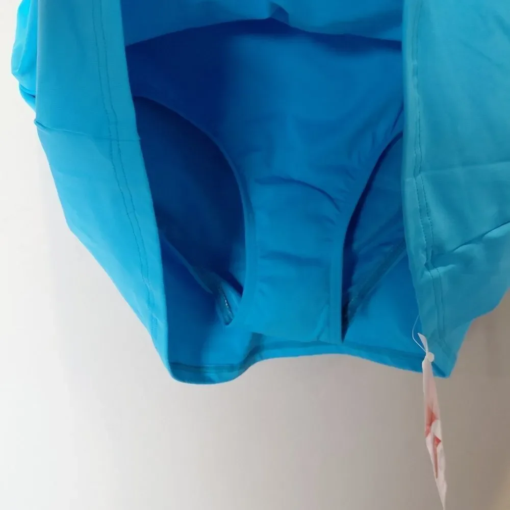Land’s End Swim Skirt Size 4 New With Some Tags.
